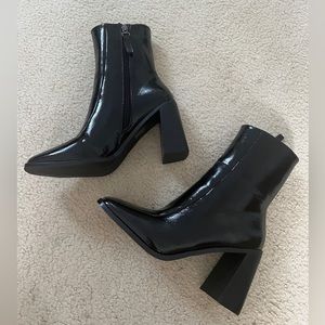 NWOB Nasty Gal patent leather boots